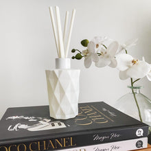 Geo Reed Diffuser | Matte White 170ml